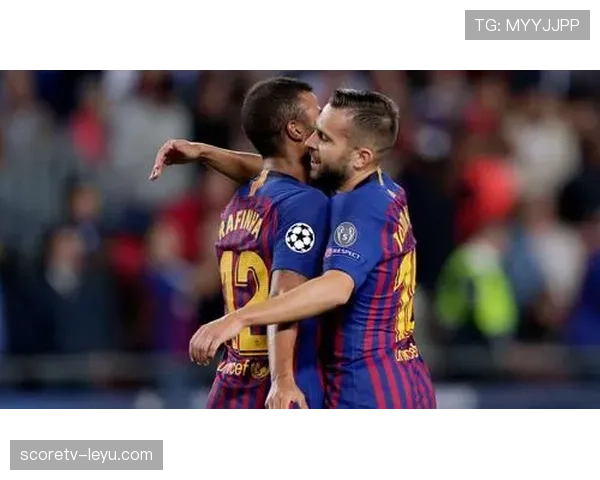 阿尔巴防守技巧全面解析：状态回暖彰显后卫战术素养与实战能力提升