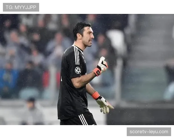 奥纳纳球技突飞猛进,成长突破引足坛瞩目 奥纳纳球技突飞猛进,成长突破引足坛瞩目